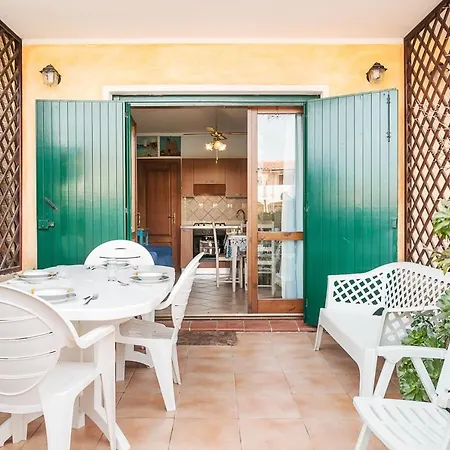 Borgo Dei Fiori 7 * Palau